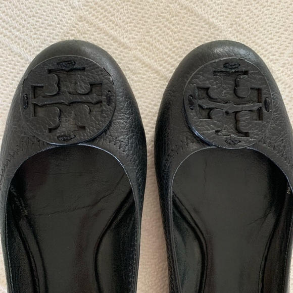 Tory Burch Shoes - Tory Burch Leather Minnie Ballet Flats
